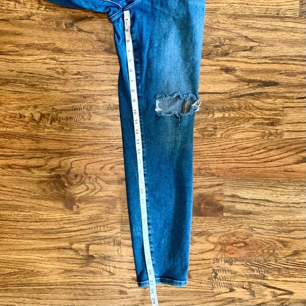 Good American Distressed Leopard Print Pocket Detail Jeans Size 18 - Picture 6 of 8